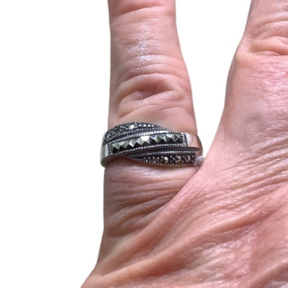 Sterling silver marcasite unisex ring